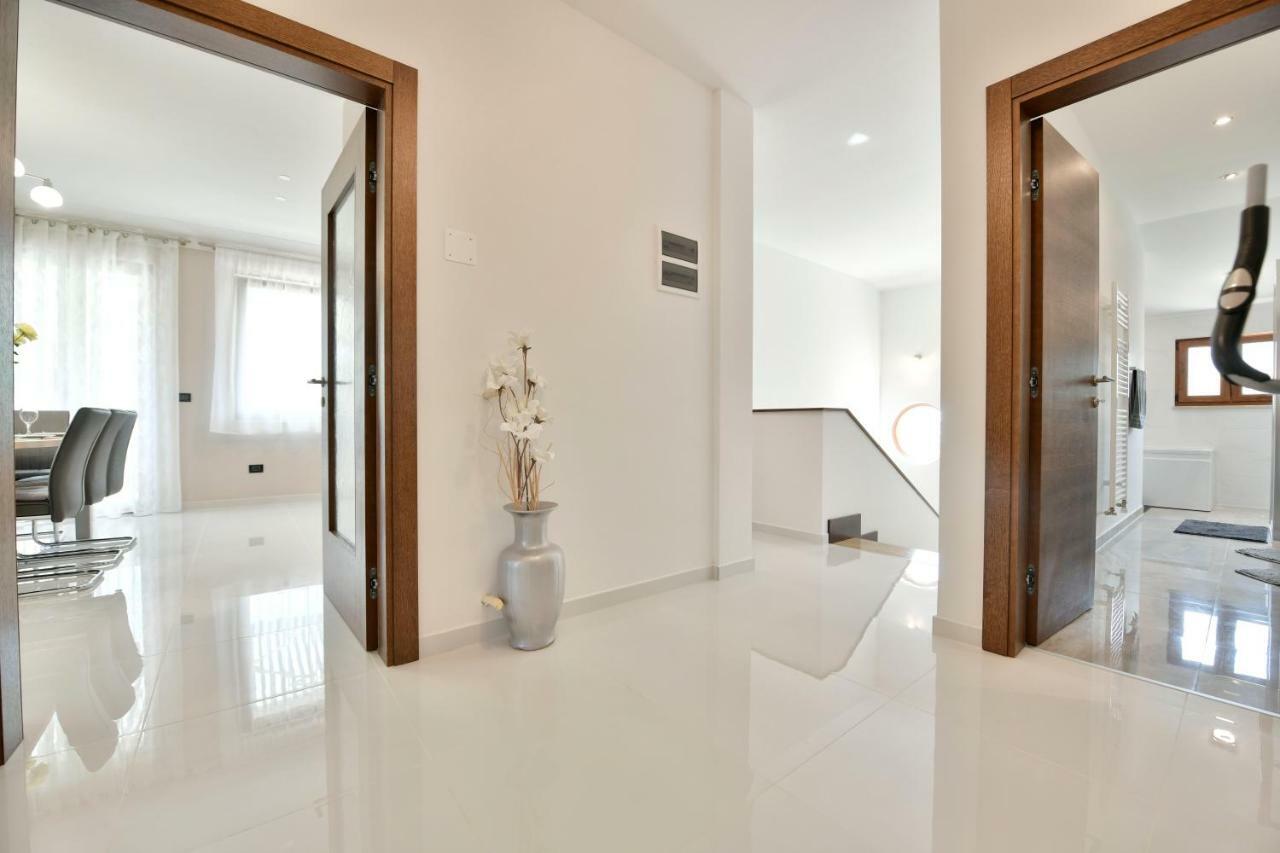 Villa Aromatica ヴィジナダ エクステリア 写真