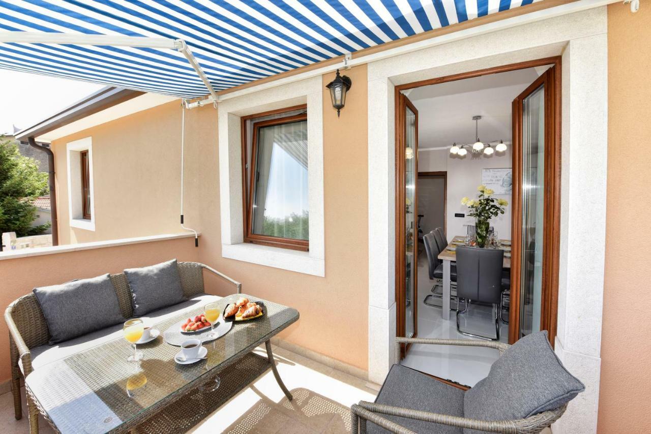 Villa Aromatica ヴィジナダ エクステリア 写真