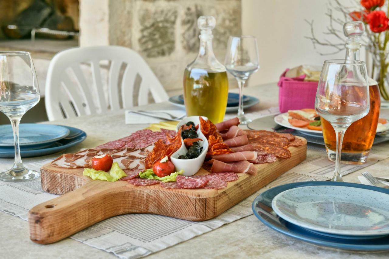 Villa Aromatica ヴィジナダ エクステリア 写真